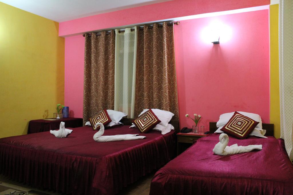 The Sikkim Regency Hotel Gangtok Exterior photo
